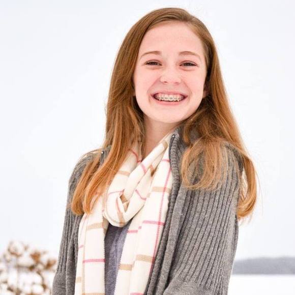 Meet your Posher, Audrey - Picture 1 of 1